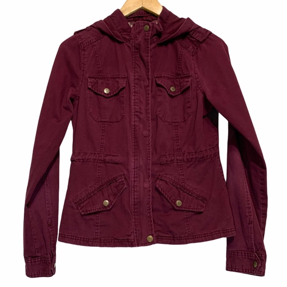 cinch maroon jacket
